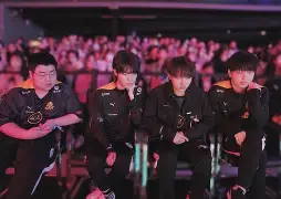 天博体育官网有实力-NBA季后赛转会期再迎强敌，深圳男篮官宣签约，主帅态度——管理层满意，球探报告显示潜力