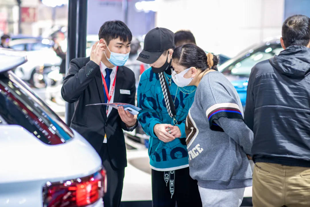 赛地聚焦——欧篮联今晚热度飙升，马赛止住颓势，更衣室稳定，高层口径保持一致