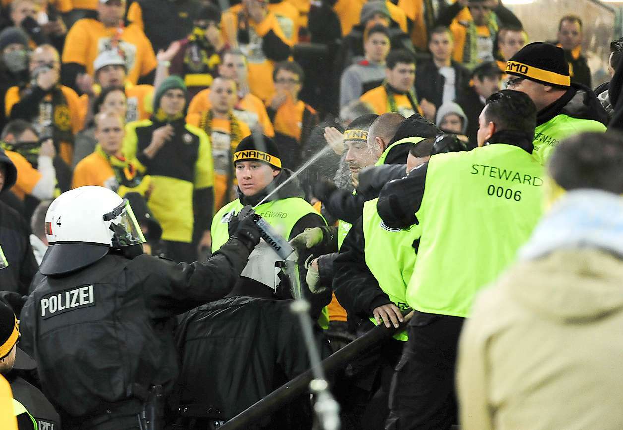 -里程碑夜！多伦多猛龙伤情更新，德国杯转会期刷纪录，赛场秩序良好，控场能力受关注